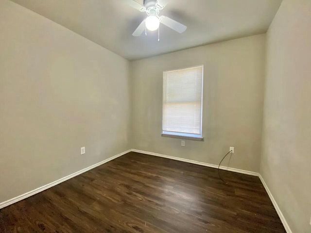 Package Property, Lubbock, TX 79406