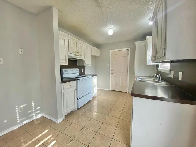 Package Property, Lubbock, TX 79406