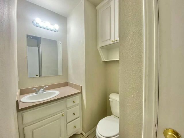 Package Property, Lubbock, TX 79406