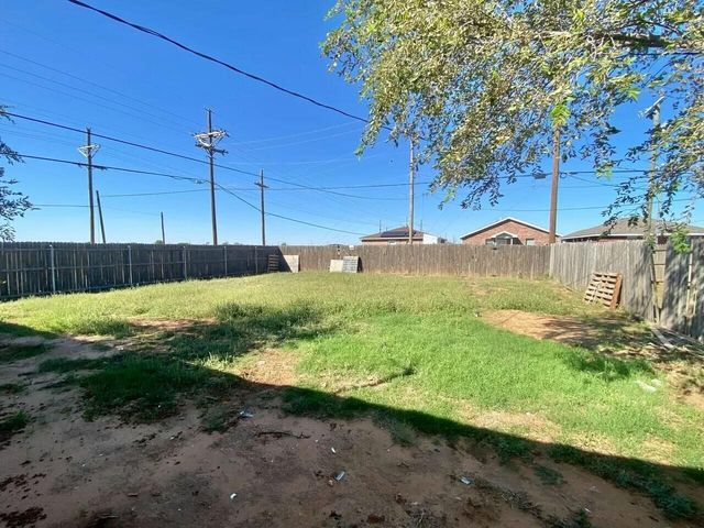 Package Property, Lubbock, TX 79406