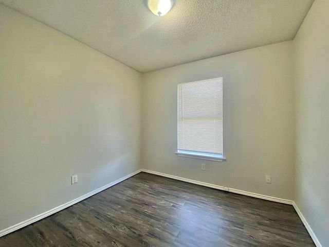 Package Property, Lubbock, TX 79406