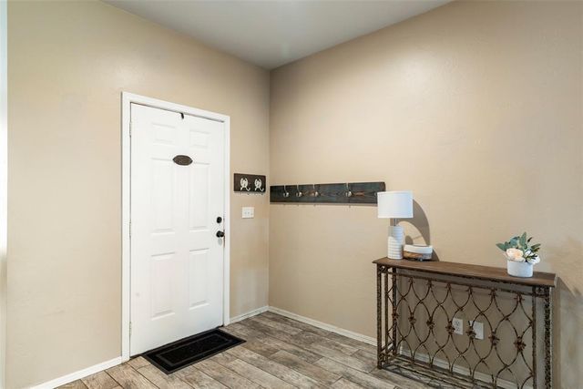 4350 Deer Crossing, Edmond, OK 73025