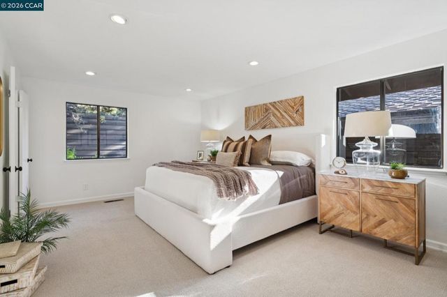 70 70 Exeter Ln, Pleasant Hill, CA 94523