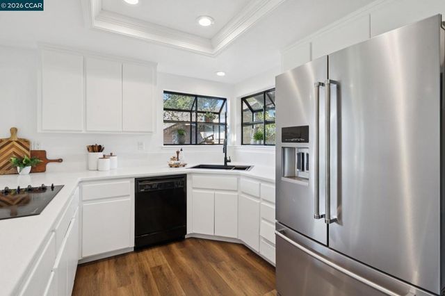 70 70 Exeter Ln, Pleasant Hill, CA 94523