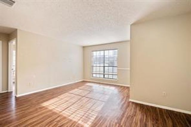 301 Craddock Ave C, San Marcos, TX 78666