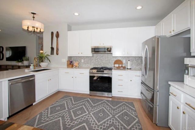 1573 Cypress Creek Court, Vista, CA 92084