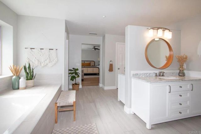 1573 Cypress Creek Court, Vista, CA 92084