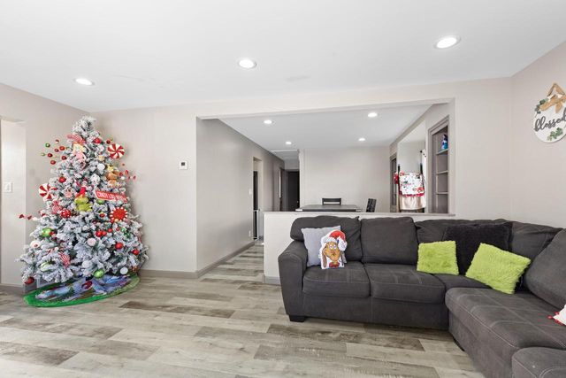 2839 S 46th STREET, Milwaukee, WI 53219