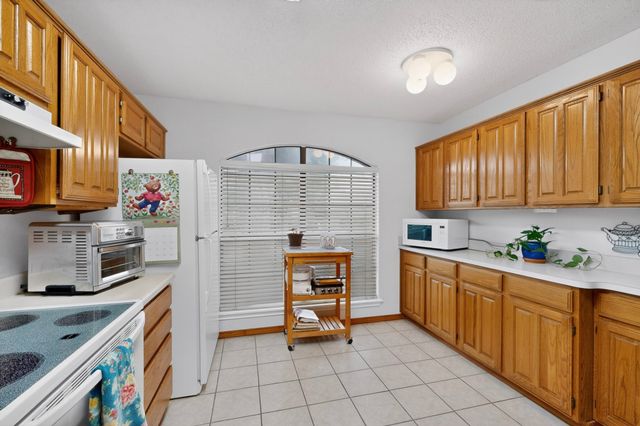 1917 Village Creek Drive, Garland, TX 75040