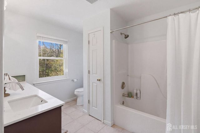 67 Anchorage Boulevard, Bayville, NJ 08721