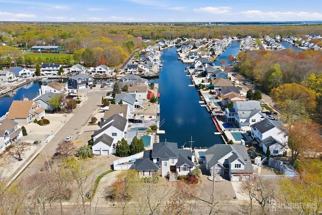 67 Anchorage Boulevard, Bayville, NJ 08721