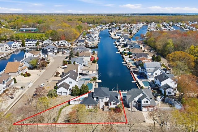 67 Anchorage Boulevard, Bayville, NJ 08721