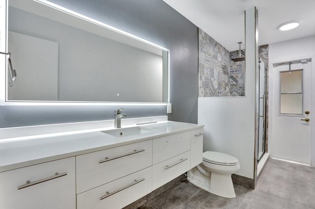 5264 NW 89th Dr, Coral Springs, FL 33067