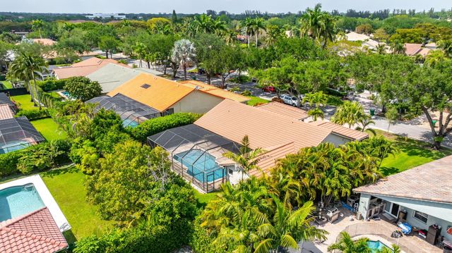 5264 NW 89th Dr, Coral Springs, FL 33067
