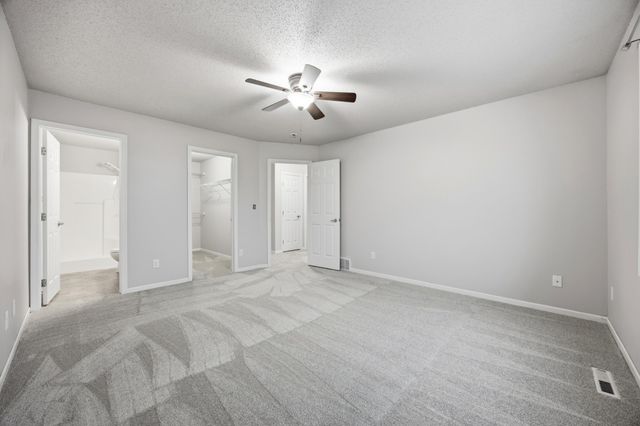 1511 11th Avenue E, West Fargo, ND 58078