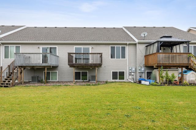 1511 11th Avenue E, West Fargo, ND 58078