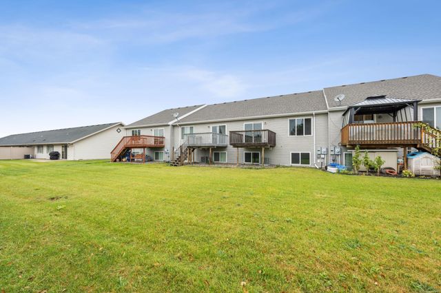 1511 11th Avenue E, West Fargo, ND 58078