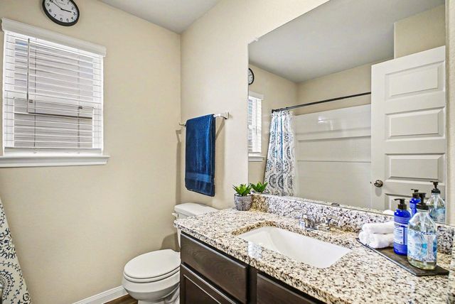 4906 Luke Mathew Drive, Rosharon, TX 77583