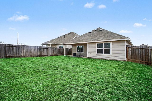 4906 Luke Mathew Drive, Rosharon, TX 77583