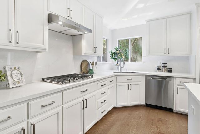 3718 Maidu Place, Davis, CA 95618