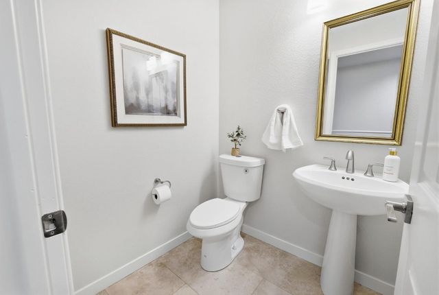 3718 Maidu Place, Davis, CA 95618