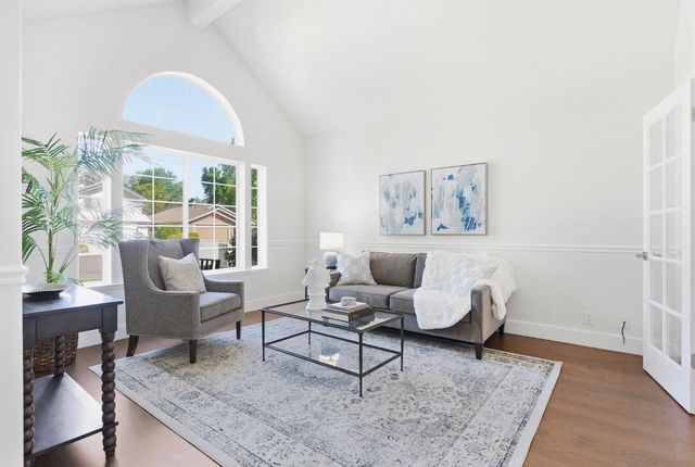 3718 Maidu Place, Davis, CA 95618