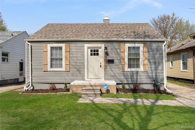 20075 Washtenaw Street, Harper Woods, MI 48225