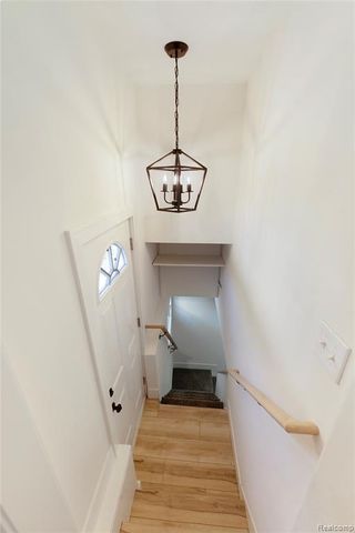 20075 Washtenaw Street, Harper Woods, MI 48225