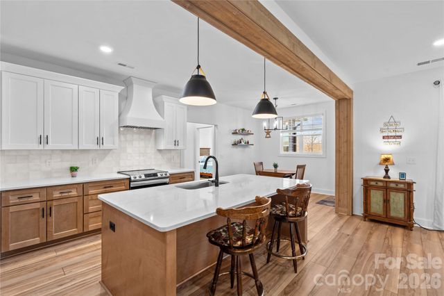 160 Galliher Road, Harmony, NC 28634