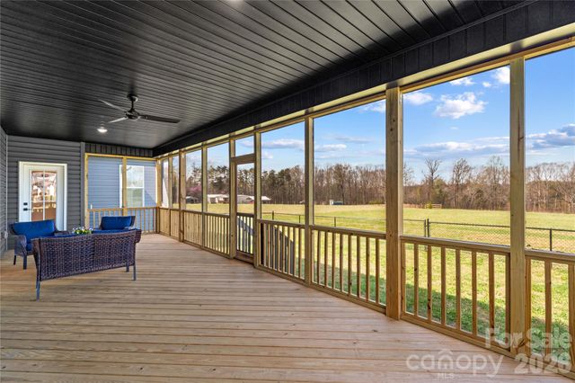 160 Galliher Road, Harmony, NC 28634