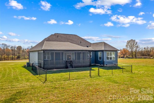 160 Galliher Road, Harmony, NC 28634