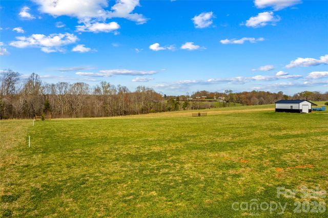 160 Galliher Road, Harmony, NC 28634