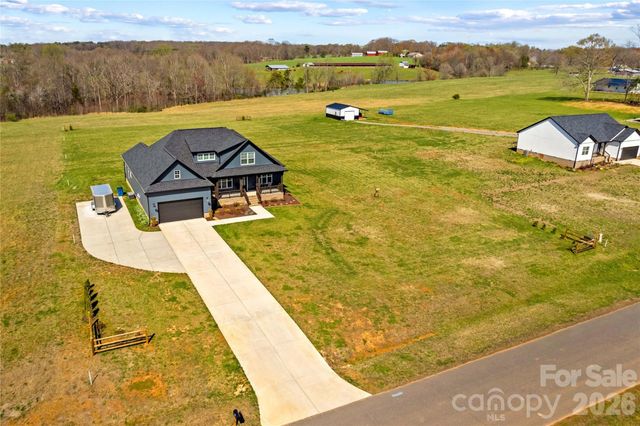 160 Galliher Road, Harmony, NC 28634