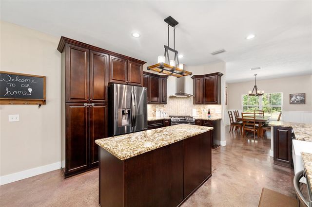 357 SW CONESTOGA WAY, Fort White, FL 32038