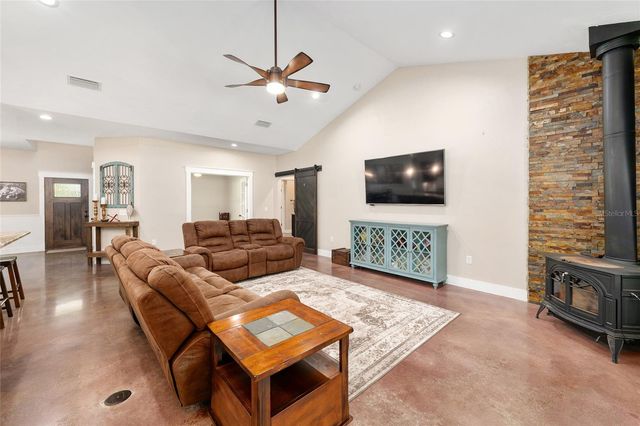357 SW CONESTOGA WAY, Fort White, FL 32038