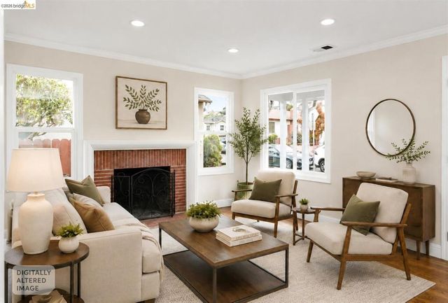 1427 Mariposa St, Richmond, CA 94804