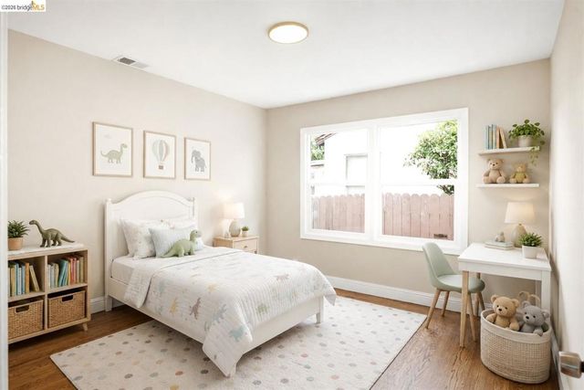 1427 Mariposa St, Richmond, CA 94804