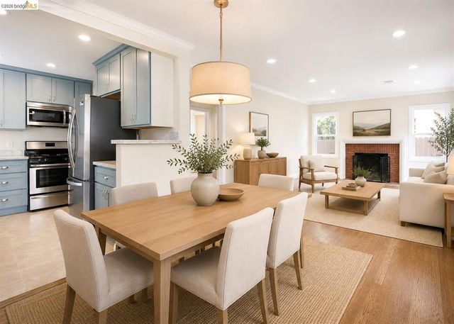 1427 Mariposa St, Richmond, CA 94804