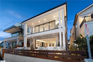 1025 W Balboa Boulevard, Newport Beach, CA 92661
