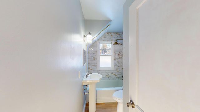 808 Freeborn Avenue, Albert Lea, MN 56007