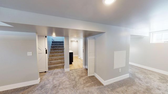 808 Freeborn Avenue, Albert Lea, MN 56007