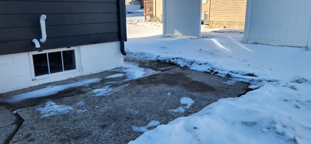 808 Freeborn Avenue, Albert Lea, MN 56007