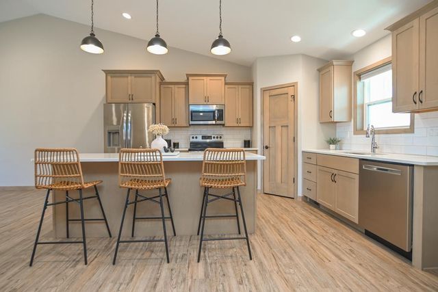 420 PRAIRIE WAY, Wrightstown, WI 54180