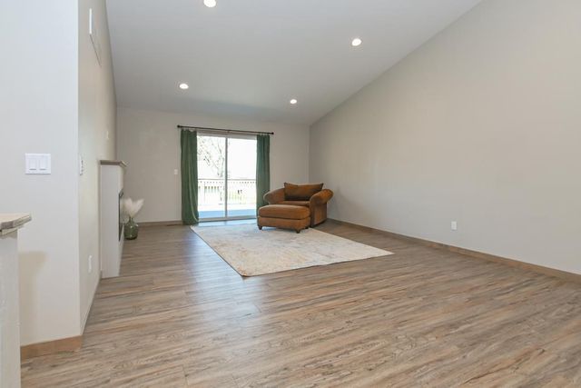 420 PRAIRIE WAY, Wrightstown, WI 54180