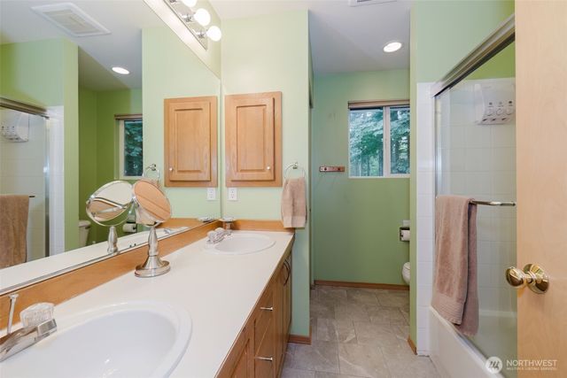 2053 NW Tregaten Lane, Poulsbo, WA 98370