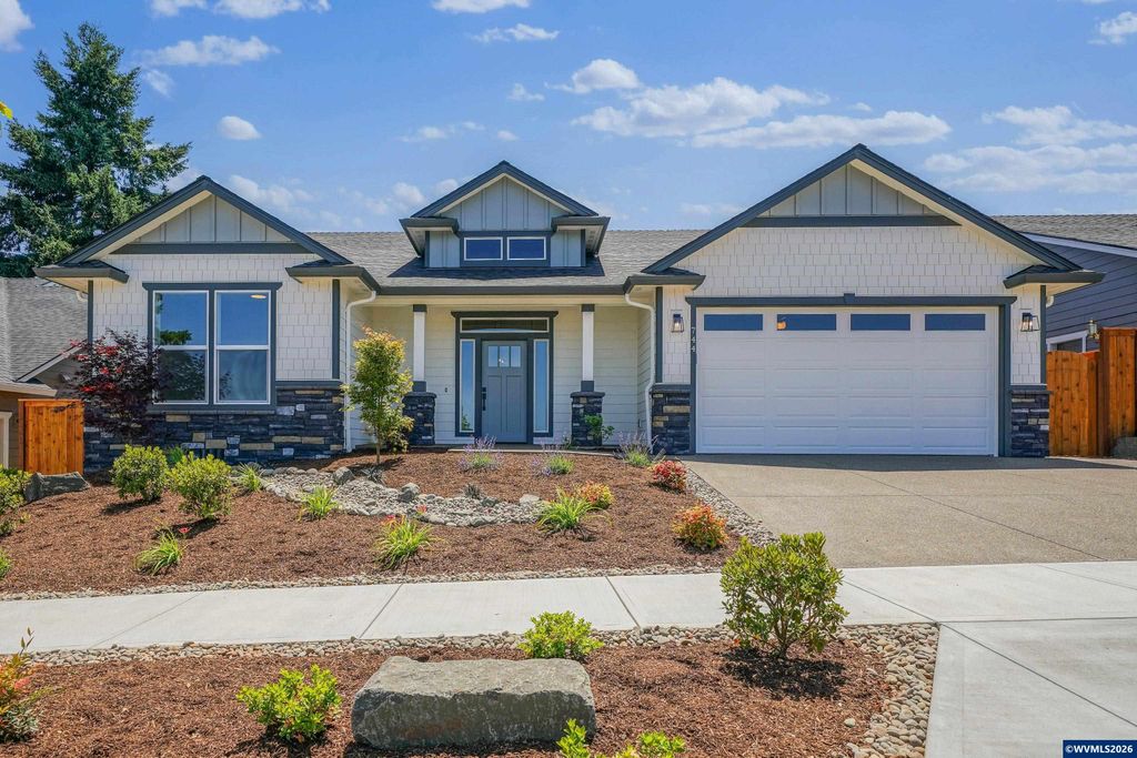 6672 Maddie Nichole St SE, Salem, OR 97306