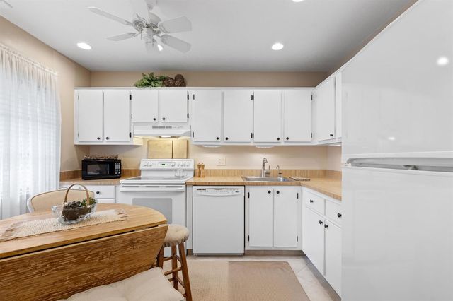 21734 Arriba Real 32b, Boca Raton, FL 33433