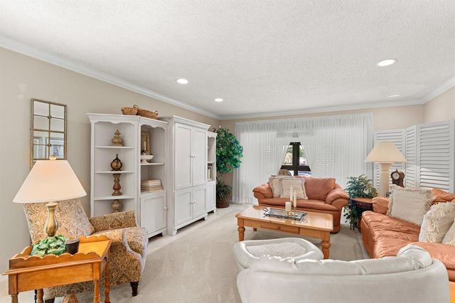 21734 Arriba Real 32b, Boca Raton, FL 33433