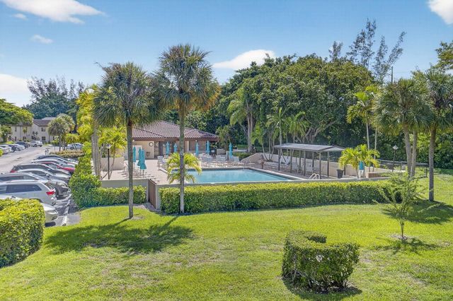 21734 Arriba Real 32b, Boca Raton, FL 33433