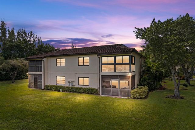 21734 Arriba Real 32b, Boca Raton, FL 33433